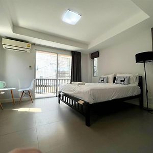 Studio met een King Size Bed